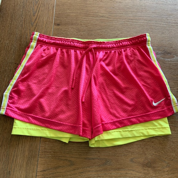 nike pro combat shorts 2 in 1